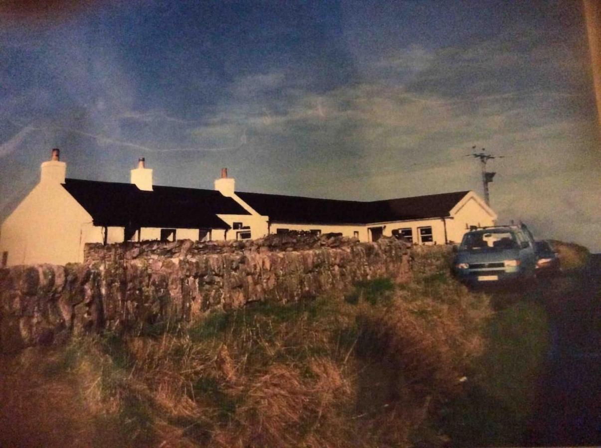 Quaint And Quirky Cottage In Port Ellen Exteriör bild