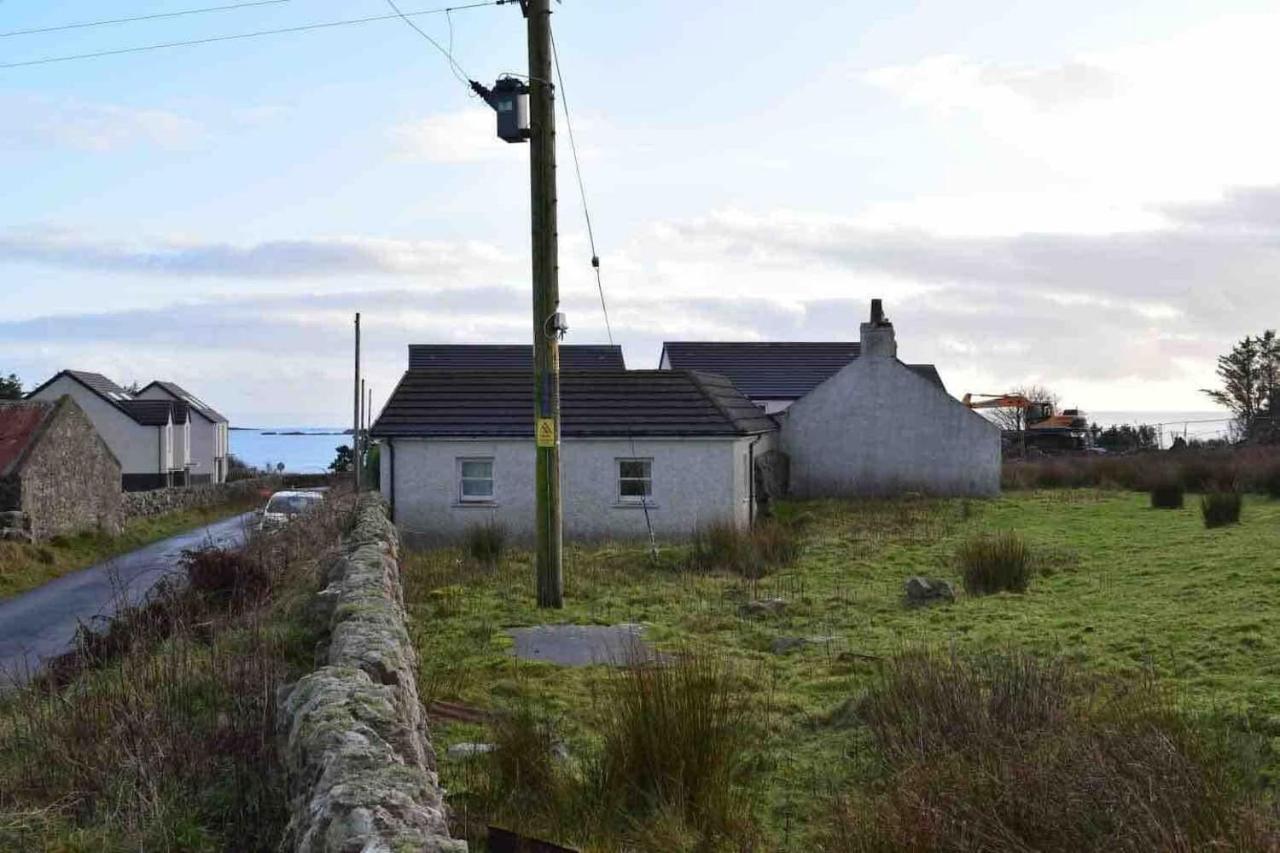 Quaint And Quirky Cottage In Port Ellen Exteriör bild